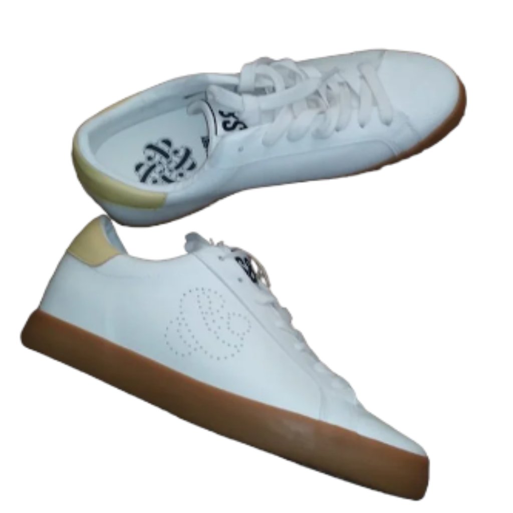 Sam & Libby Sneakers Color White, Size (7)